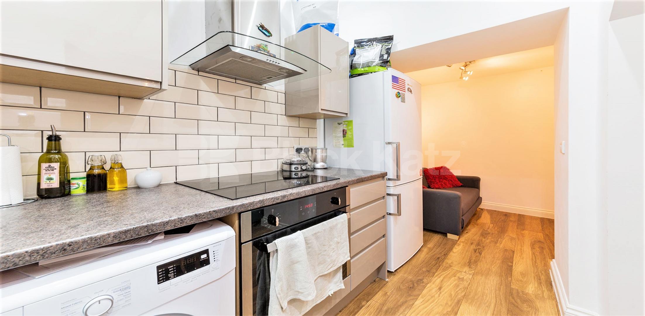 			RECENTLY REFURBISHED , 2 Bedroom, 1 bath, 1 reception Flat			 Richmond Way, Shepherds Bush/Brook Green